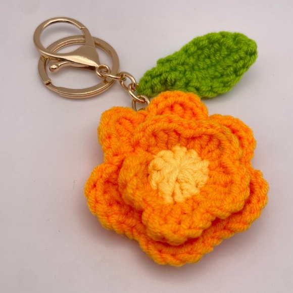 HANDMADE | Orange Crochet Hibiscus | Bag Charm | Keychain (Brand New!) ✨ - Picture 4 of 9